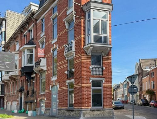                                         Studio te huur in Gent, € 695
