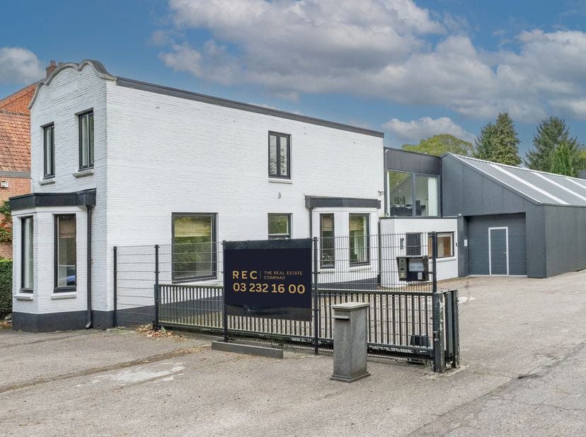 Bien professionnel à vendre
                    à 2920 Kalmthout