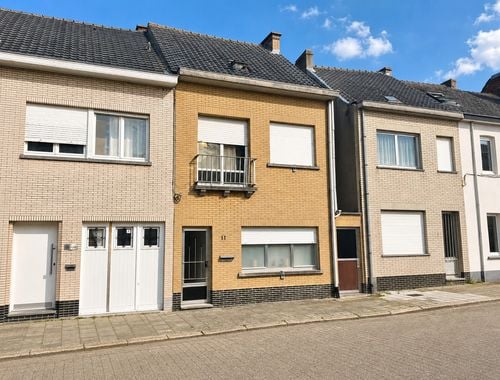                                         Woning te koop in Denderleeuw, € 364.900
