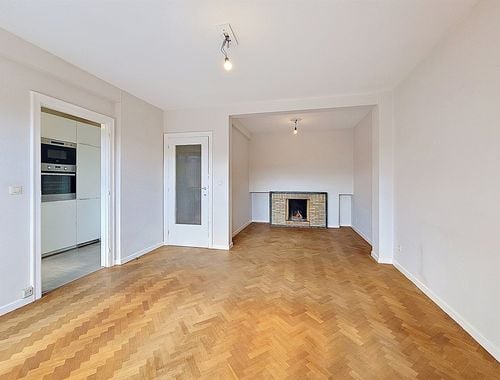                                         Appartement à louer à Gent, € 985
