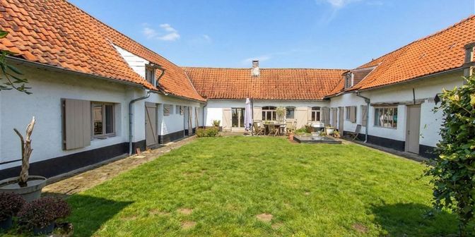 Maison à vendre à 7502 Esplechin