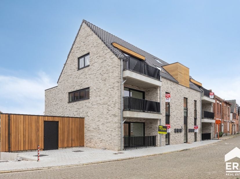 Appartement te koop in Kabienstraat 11 bus 1,
                    2440 Geel