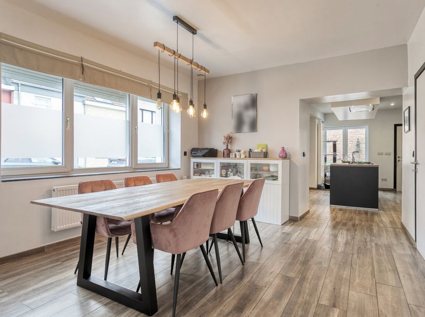 Huis te koop in Wellekensstraat 43,
                    9300 Aalst