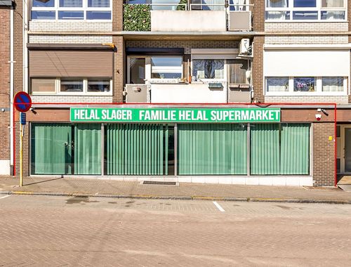                                         Handelsgelijkvloers te huur in Genk, € 999
