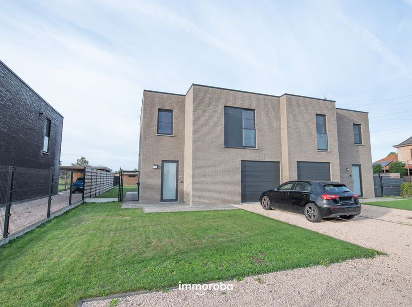 Maison à louer à Oudenaardestraat 130,
                    9870 Zulte