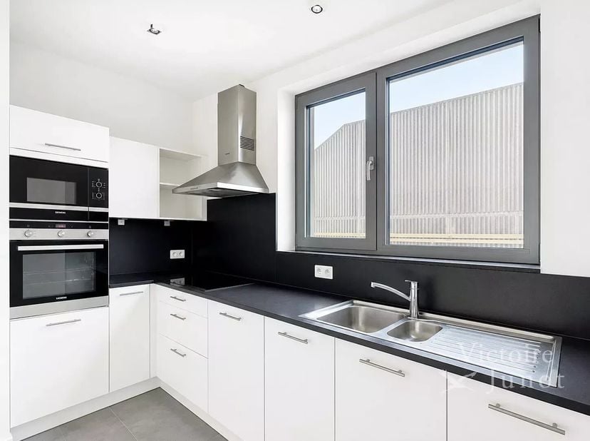 Gepresenteerd door Yanis Morsa : 0487 71 46 10 / yanis.morsa@victoire.be<br />
Victoire-junot biedt u dit prachtige appartement in Auderghem, gelegen