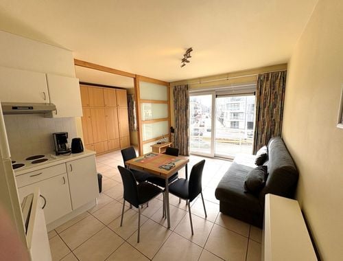                                         Studio te huur in Oostende, € 625
