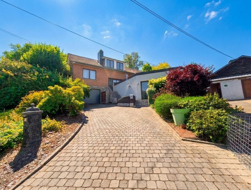                                         Gemengd gebruik te koop in Lierneux, € 445.000
