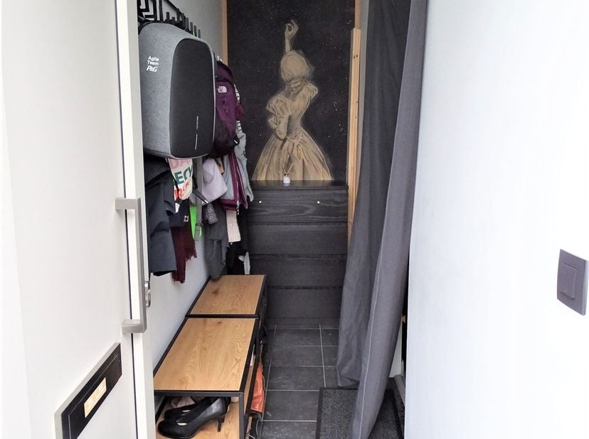 Charmante gezinswoning met 3 slaapkamers en ruime tuin in Mechelen<br />
<br />
Op de Hombeeksesteenweg te Mechelen bevindt zich deze charmante en i