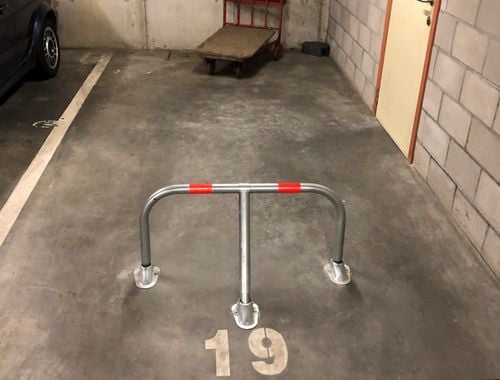                                         Garage te koop in Waregem, € 10.000
