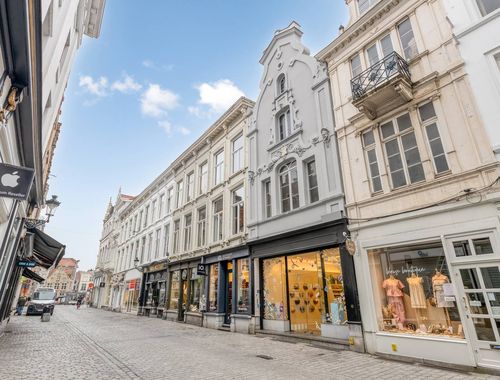                                         Bien commercial à vendre à Brugge, € 1.075.000
