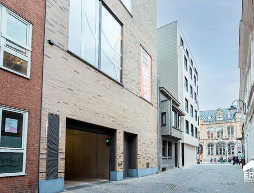                                         Garage te huur in Roeselare, € 70
