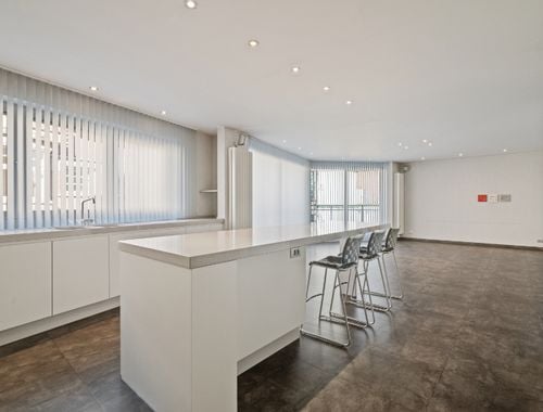                                         Appartement te koop in Roeselare, € 399.000
