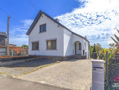                                         Woning te koop in Montigny-le-Tilleul, € 319.000
