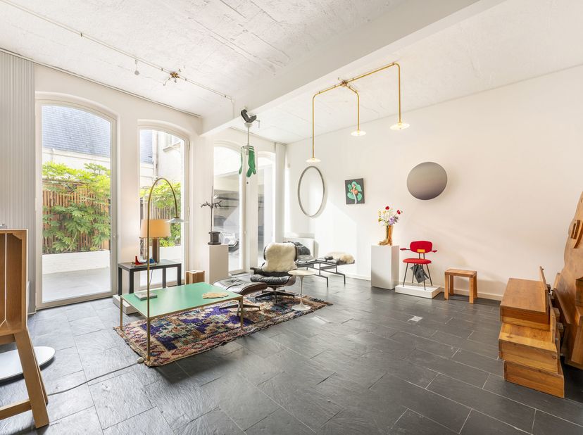 Loft unique dans un ancien entrepôt – central, mais oasis de calme<br />
Ce véritable loft est situé dans un ancien entrepôt, très central mais étonna