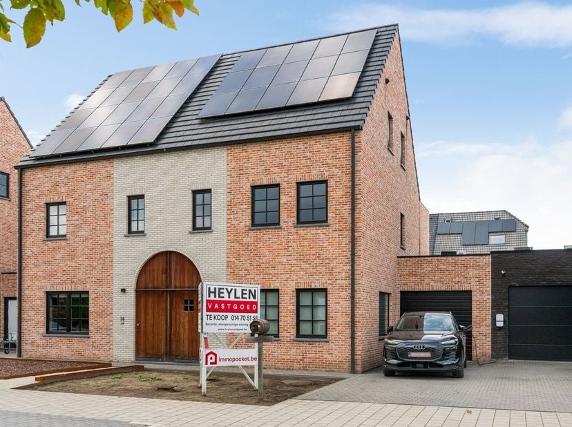 Huis te koop in Draaiboomstraat 16,
                    2200 Herentals