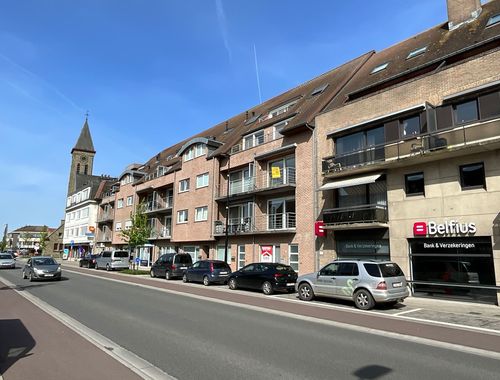                                         Appartement te koop in Oostrozebeke, € 285.000

