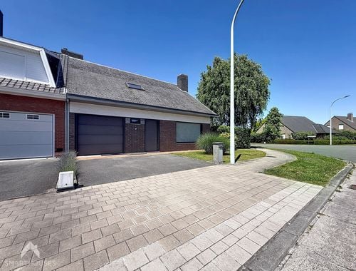                                         Woning te koop in Ingelmunster, € 312.000
