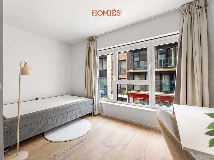 Welkom in Residentie De Toewip, een hoogwaardig vernieuwbouwproject in het centrum van Leuven. Deze moderne studentenkamer combineert hedendaags comfo