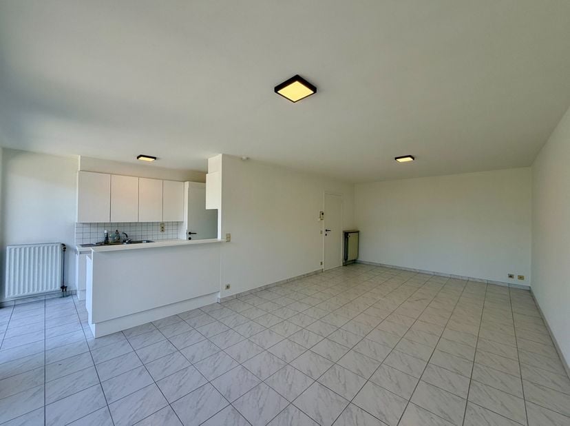 Appartement te huur in Ardooisesteenweg 4 bus 4,
                    8800 Roeselare