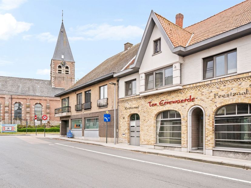 Huis te koop in Heestertplaats 3,
                    8551 Heestert