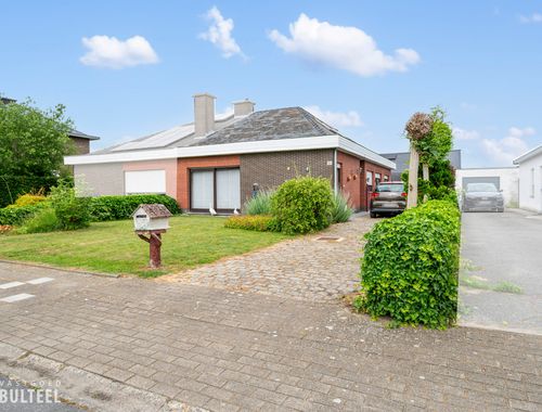                                         Maison à vendre à Belsele, € 289.000
