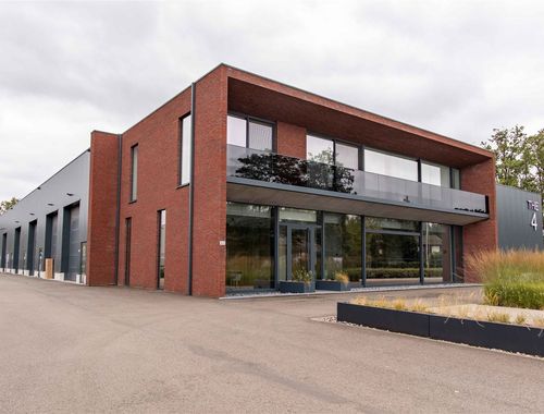                                         Bedrijfsgebouw te koop in Hulshout, € 990.000
