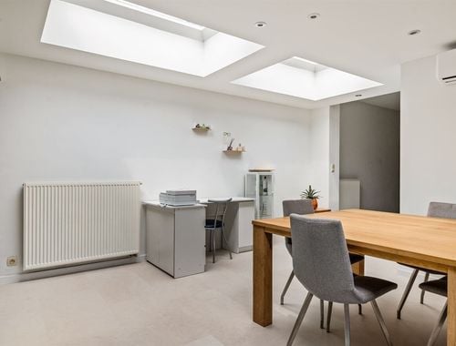                                         Eengezinswoning te koop in Hoevenen, € 335.000
