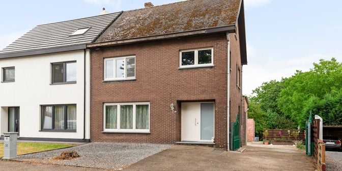 Huis te koop in Mulheim 32, 3650 Lanklaar