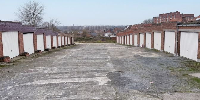 Garage à louer à 7700 Mouscron