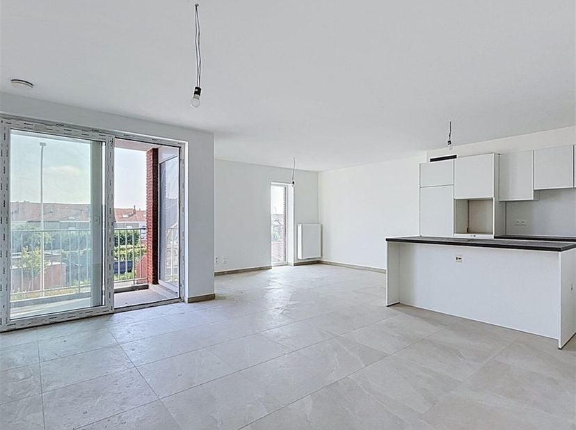 Appartement 2chambre avec terrasse à louer Mouscron <br />
<br />
Il se compose d’une belle pièce de vie lumineuse avec cuisine équipée (four, taque