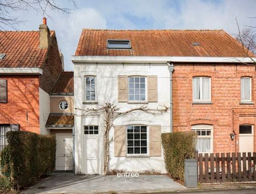                                         Woning te huur in Sint-Martens-Latem, € 1.550
