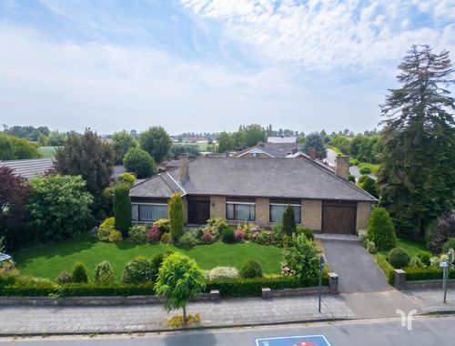                                         Woning te koop in Eernegem, € 279.000

