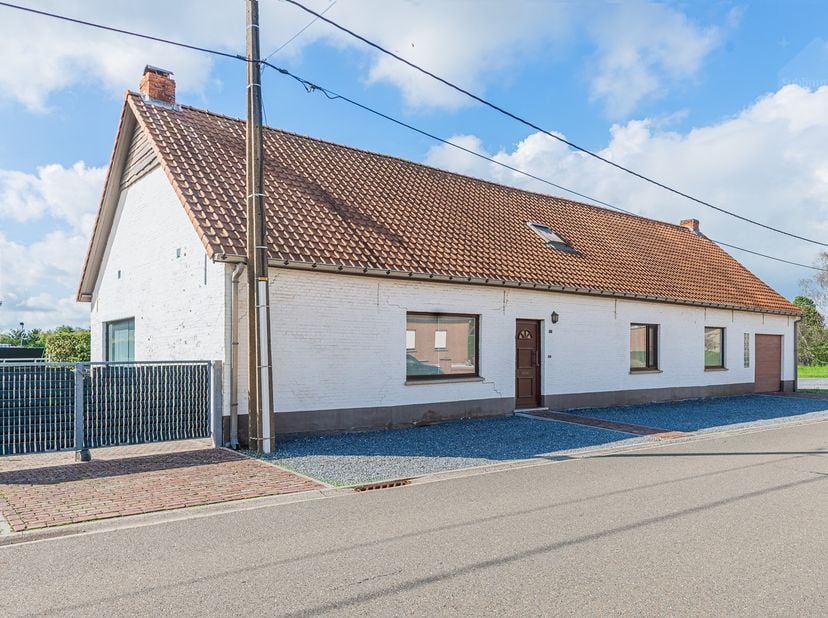 Huis te koop in Lil 55,
                    2450 Meerhout