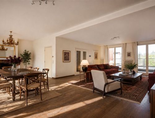                                         Duplex te koop in Sint-Niklaas, € 299.000
