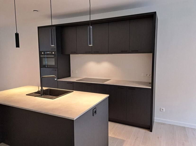 Appartement te huur in Jan van Asperenpad 16 bus 201,
                    2000 Antwerpen
