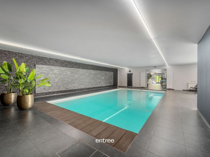 Bien professionnel à louer à Soenenspark 6,
                    9051 Sint-Denijs-Westrem