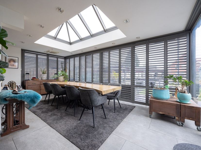 Vrijstaande en instapklare woning te koop in Pelt (SHL)!<br />
Troeven:<br />
- Volledig instapklaar<br />
- Recent gerenoveerd<br />
- EPC label A!<b