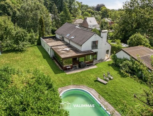                                         Villa te koop in Essene, € 799.000

