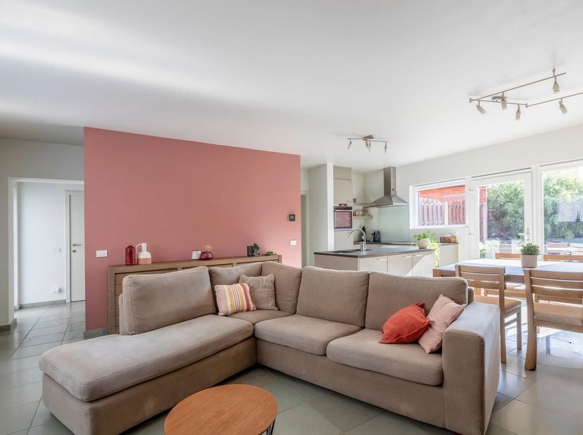 Huis te koop in Schoenmakersstraat 1,
                    9041 Oostakker