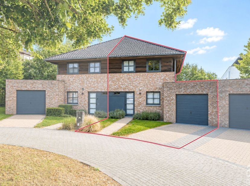 Huis te koop in Rue du Quevaucamps 31 bus 9,
                    7711 Dottenijs
