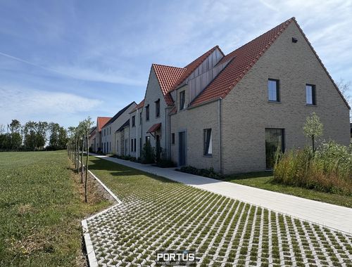                                         Maison à vendre à Ramskapelle, € 386.800
