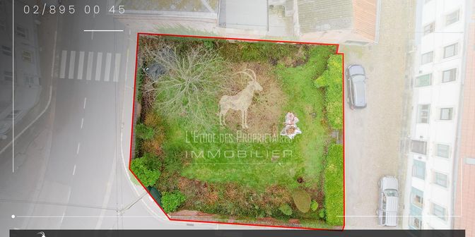 Terrain à vendre à 6140 Fontaine-l'Évêque