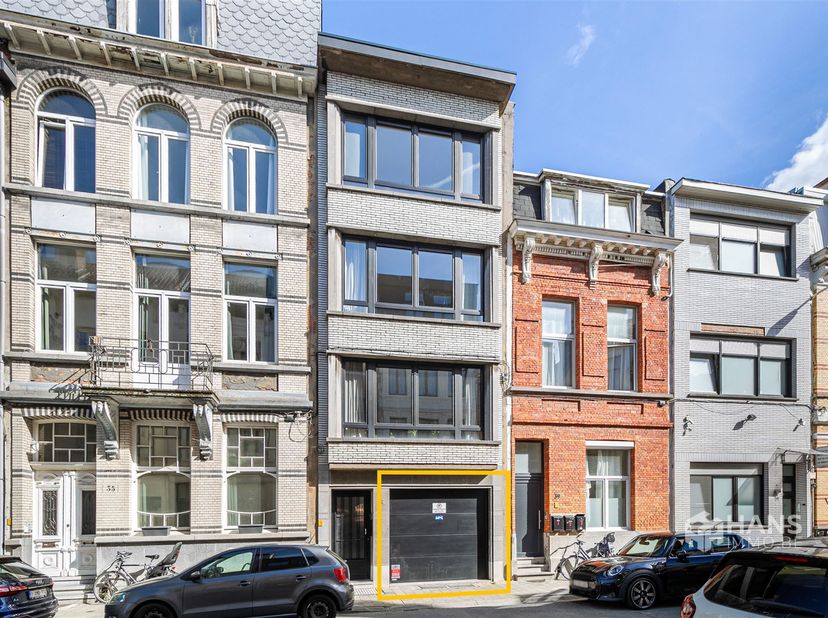 Bedrijfsvastgoed te koop in August Sniedersstraat 37 bus 001,
                    2060 Antwerpen