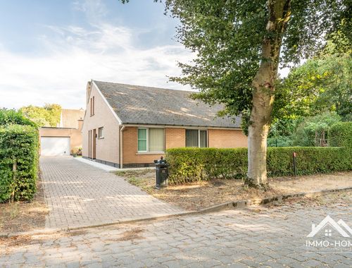                                         Bungalow à vendre à Mariakerke, € 479.000
