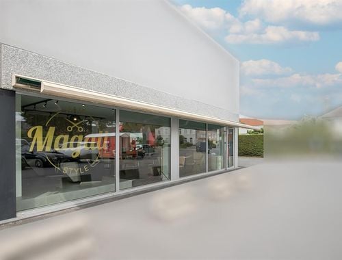                                         Commercieel Gebouw te huur in Oedelem, € 960
