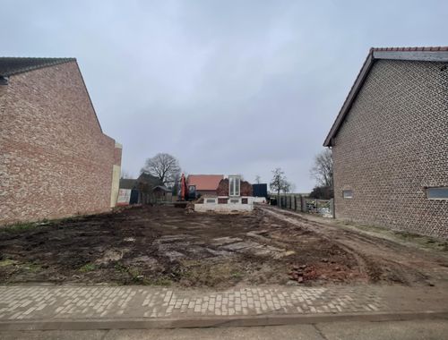                                         Zone de projet à vendre à Attenhoven, € 160.000
