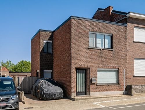                                         Eengezinswoning te koop in Putte, € 348.000
