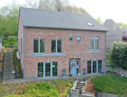                                         Eengezinswoning te koop in Anthisnes, € 595.000
