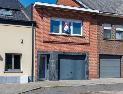                                         Maison deux facades à vendre à Herentals, € 230.000
